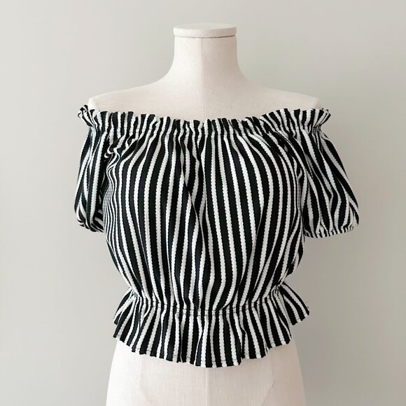Black and White Striped Cropped Top Blouse Womens Size S Off the Shoulder - Picture 1 of 6